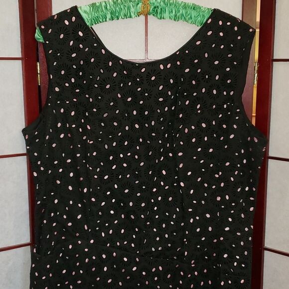 VNTG 50's Black and Pink Shift Sleeveless - Picture 2 of 9